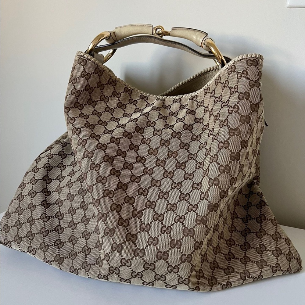 AUTHENTIC Gucci horse-bit hobo Bag-PRICE NEGOTIABLE!
